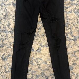 SO Women's Black Distressed Skinny Jeans